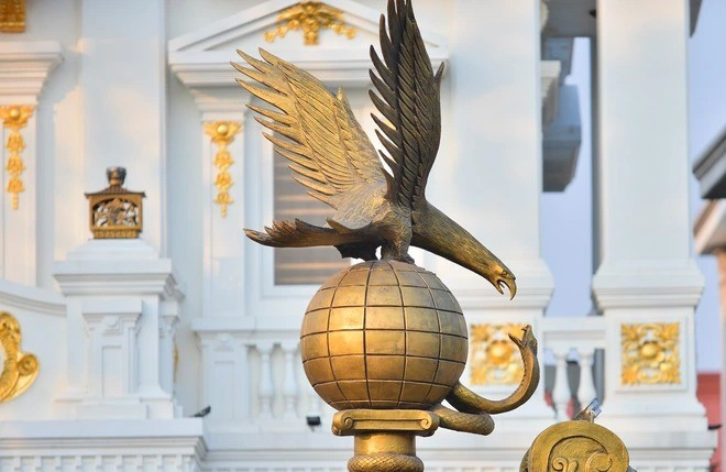 Các chi tiết trang trí đều rất tinh xảo. Ảnh: Nhịp sống Việt