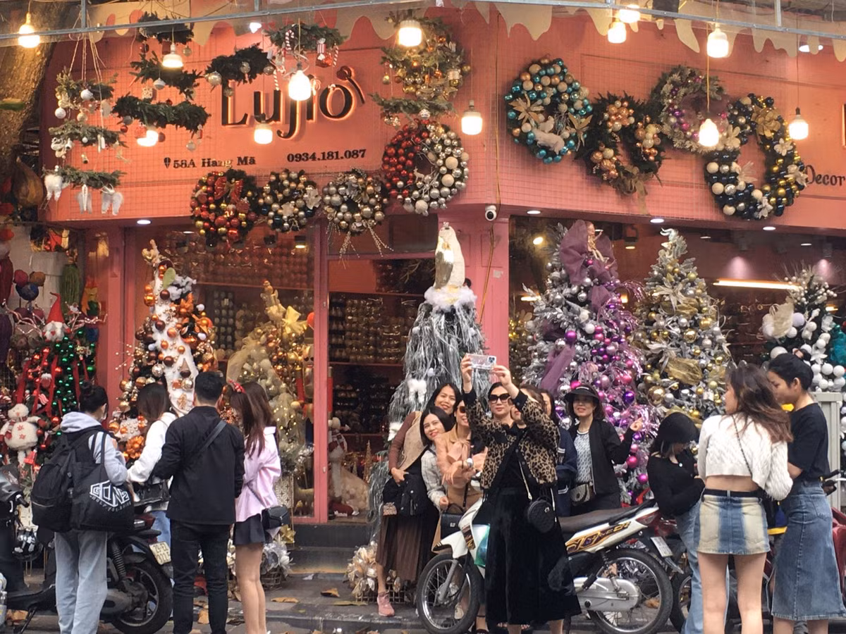 Tieu thuong Hang Ma kiem chuc trieu moi ngay dip Giang sinh-Hinh-8