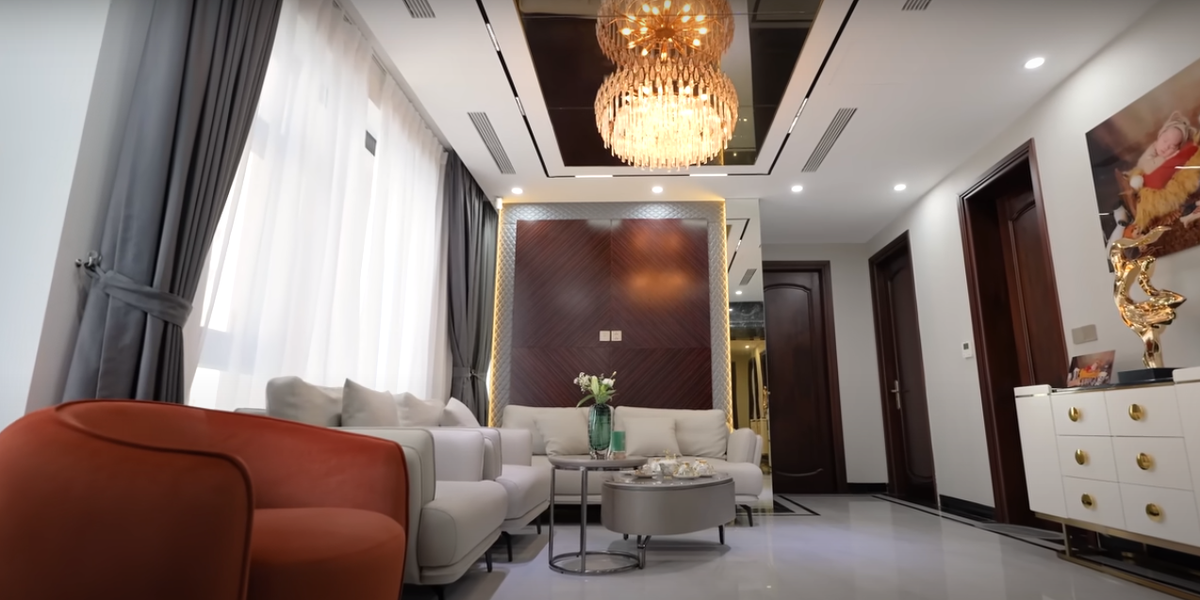 Tầng 4 của căn biệt thự có một không gian sinh hoạt chung của gia đình và 2 phòng ngủ dành cho các bạn nhỏ.