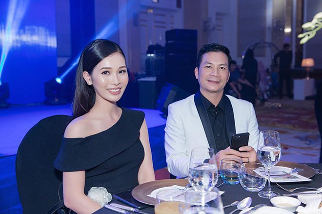 Shark Hưng và vợ Á hậu cũng thường xuyên sánh đôi trong các chương trình, sự kiện lớn. Ảnh: FBNV