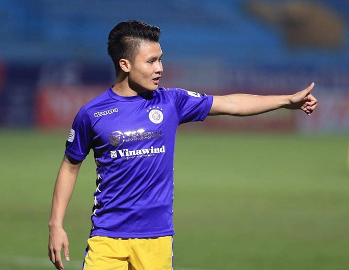 Trước khi sang Pháp, mức lương cơ bản của Quang Hải tại Hà Nội FC từ 50-70 triệu/tháng (chưa kể thưởng). Ảnh: Bongdaplus