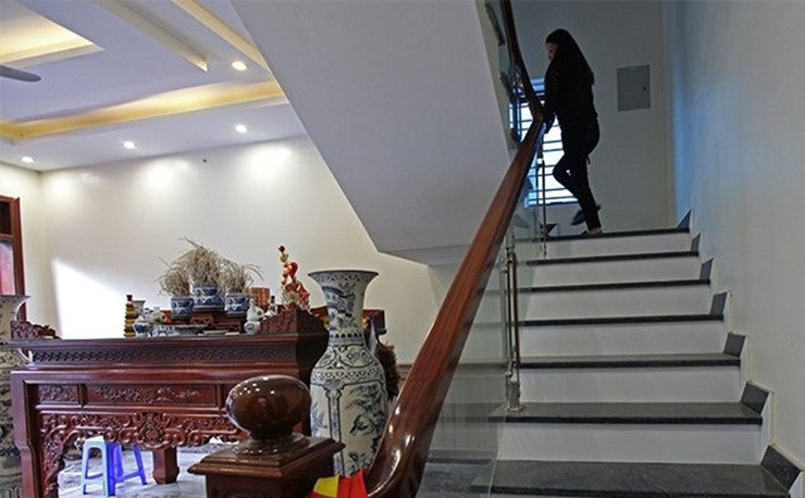 Nhà mới xây cao 3 tầng, khang trang là món quà Quang Hải tặng bố mẹ. Ảnh: Dân Việt