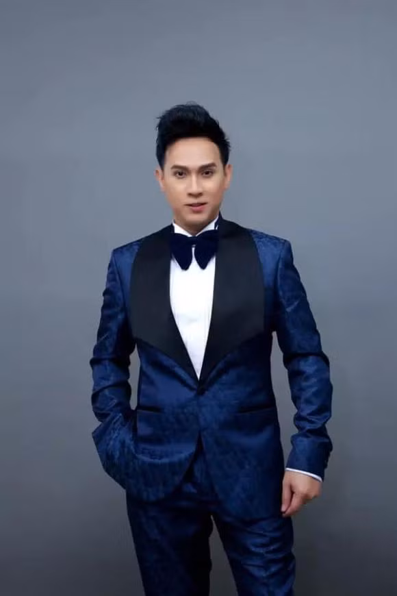 Tuy nhiên đây chỉ là thông tin từ phía ca sĩ Nguyên Vũ. Tính xác thực của thông tin còn phải chờ người trong cuộc và cơ quan chức năng điều tra, kiểm chứng. Ảnh: FBNV