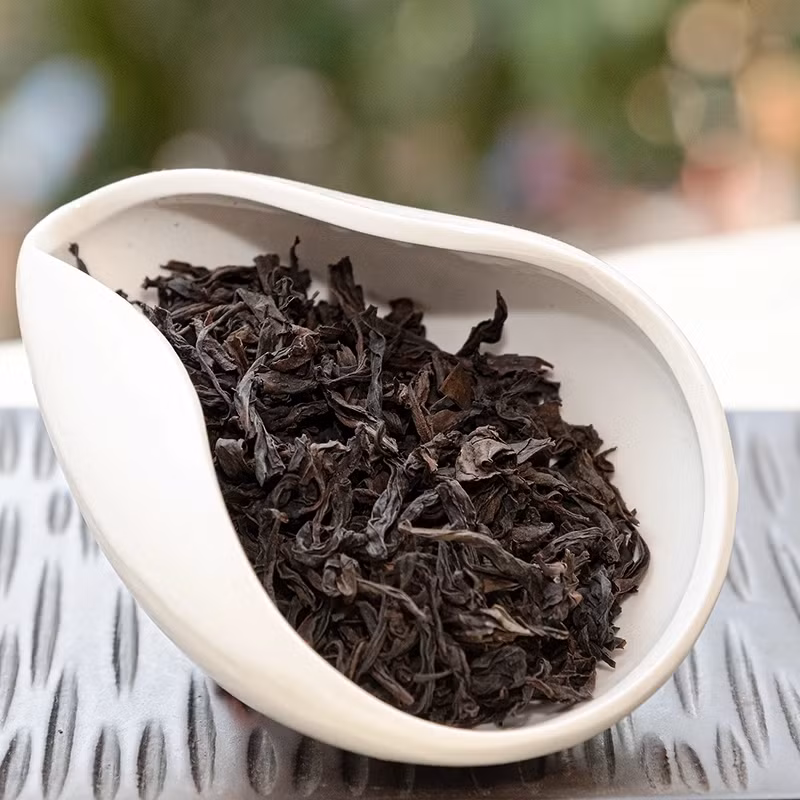 So với giá vàng thời bấy giờ, 1gr trà Đại Hồng Bào đổi được 90gr vàng. Ảnh: Internet