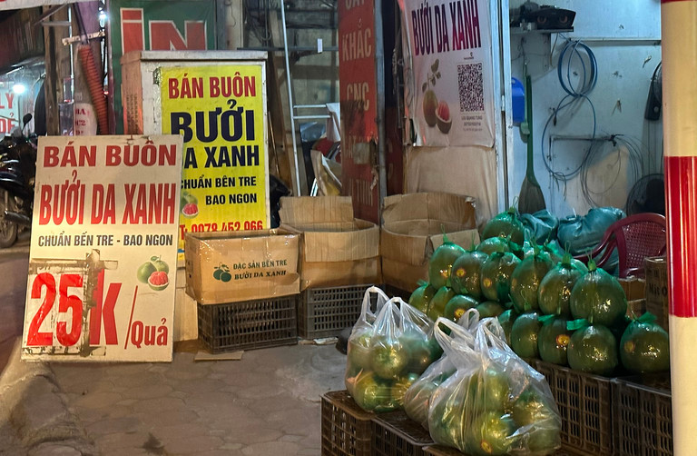 Trieu tan cam buoi do bo, gia moi kg chi bang coc tra da-Hinh-2