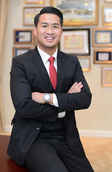 Tại IPPG, Phillip Nguyễn được bổ nhiệm làm Phó Tổng giám đốc phát triển dự án, đồng thời là CEO của IPP Travel Retail - phụ trách mảng Kinh doanh Dịch vụ Phi Hàng Không, bao gồm: cửa hàng miễn thuế, cửa hàng bán lẻ và quảng cáo thương mại tại các sân bay. Ảnh: IPPG