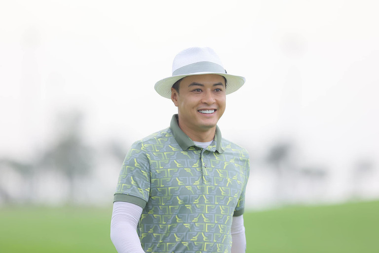 Hong Dang sau scandal: Dung dong phim, nghi viec, ban o to cu-Hinh-3