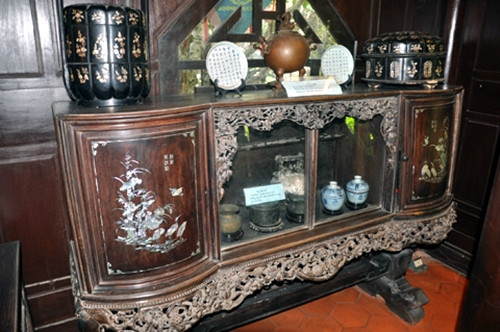 Tủ chè. Ảnh: Vietnamnnet