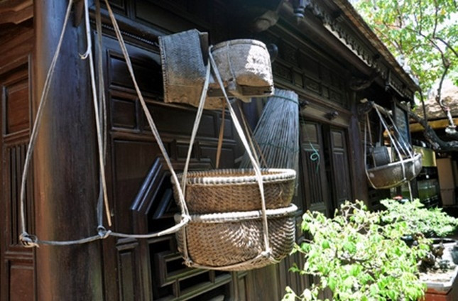 Thời gian xây dựng khu nhà vườn kéo dài gần 4 năm, từ tháng 7/2008 và hoàn thành ngày 30/4/2011, bằng xây một resort hay khách sạn 5 sao. Ảnh: Tiền phong