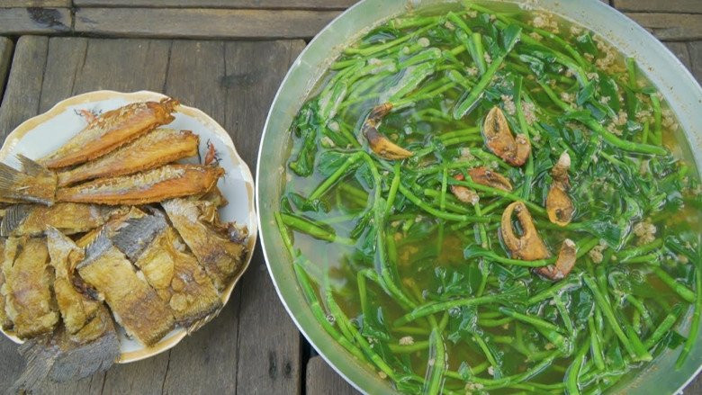 Thân và lá non của rau thài lài có thể luộc, xào hoặc nấu canh, nhúng lẩu... Ảnh: Internet