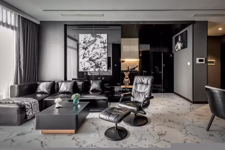 Các nhóm màu tối đan xen với mảng màu trắng tạo nên không gian ấn tượng, bắt mắt. Ảnh: chụp màn hình