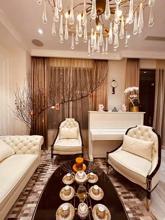 Mọi góc bên trong biệt thự đều được bày trí sang trọng.