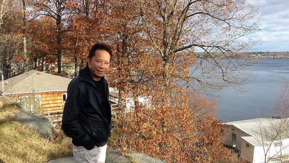 Ngày xưa đi hát một đêm đã có 1 cây vàng, cát-xê giờ cũng tầm 30 triệu, gần bằng nhau nhưng giá trị thật lại cách biệt. Ảnh: FBNV