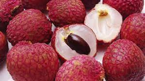 Một người Việt làm việc tại Nhật Bản cho biết, giá 1 hạt vải khô bán ở Nhật thì có thể mua được cả cân vải ở Việt Nam. Ảnh: Internet