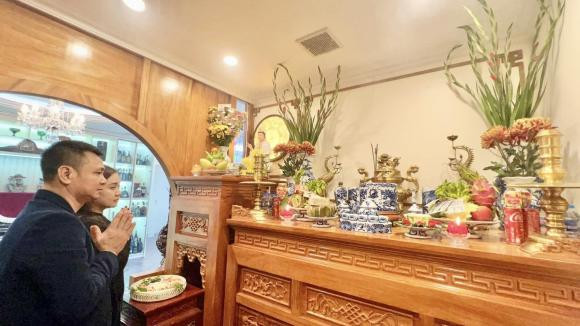 Được biết, gia đình NSND Tự Long chuyển về nhà mới trước Tết Nguyên đán 2023.