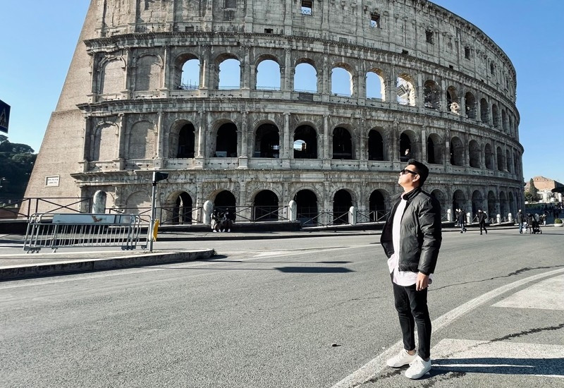 Sau khi ly hôn, Trần Văn Chương đã định cư ở Mỹ và cũng kín tiếng hơn về chuyện đời tư. Ảnh: FBNV