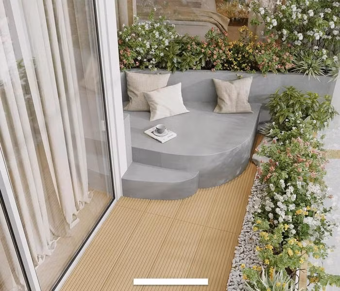 Góc lô gia xinh xắn được thiết kế thành khu vực thư giãn. Ảnh: FBNV