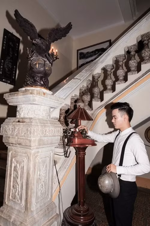 Từng đường nét thiết kế tinh xảo, tỉ mỉ làm toát lên vẻ sang trọng và hào hoa của căn biệt thự. Ảnh: Traveloka