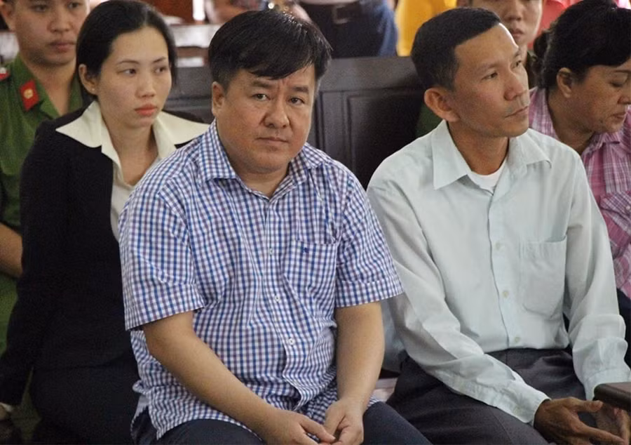 Tòng "Thiên Mã" xuất thân trong một gia đình khá giả ở tỉnh Cà Mau. Thời trẻ, đại gia Cà Mau có ý định đi Mỹ nhưng việc đi không hợp pháp bằng đường biển khiến Tòng bị giữ lại ở một hòn đảo trên biển Đông thuộc chủ quyền của Philippines. Ảnh: Vietnamnet