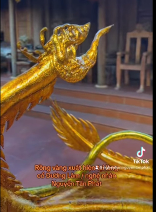 Chiếc ghế hình rồng mạ vàng của nghệ nhân Phát được định giá lên tới 2 tỷ đồng.