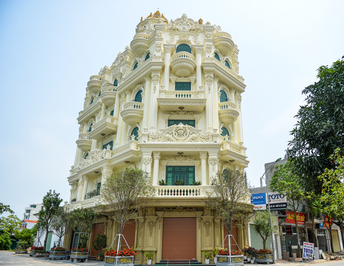 Giá nhà đất trung bình dao động từ 800 - 900 triệu đồng/m2, thậm chí có những căn nhà giá trị lên tới trên 1,2 tỷ đồng/m2. Ảnh: Pháp luật &amp; bạn đọc