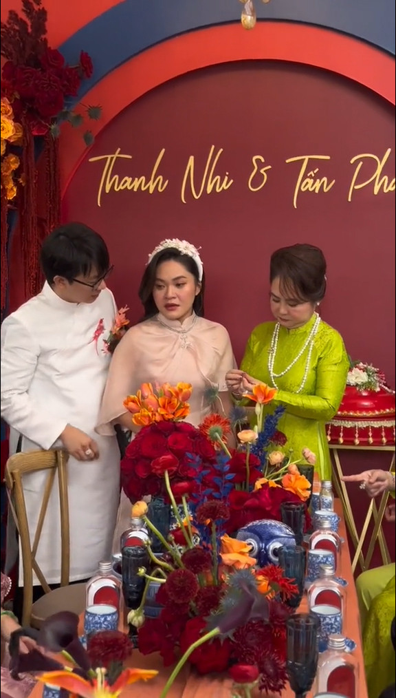 Trong công ty, ái nữ đại gia thủy sản được yêu mến khi thường xuyên quan tâm đến đời sống của nhân viên. Ảnh chụp màn hình