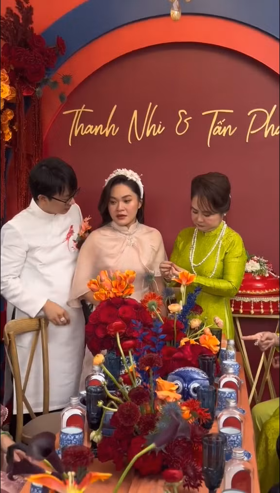 Trong công ty, ái nữ đại gia thủy sản được yêu mến khi thường xuyên quan tâm đến đời sống của nhân viên. Ảnh chụp màn hình