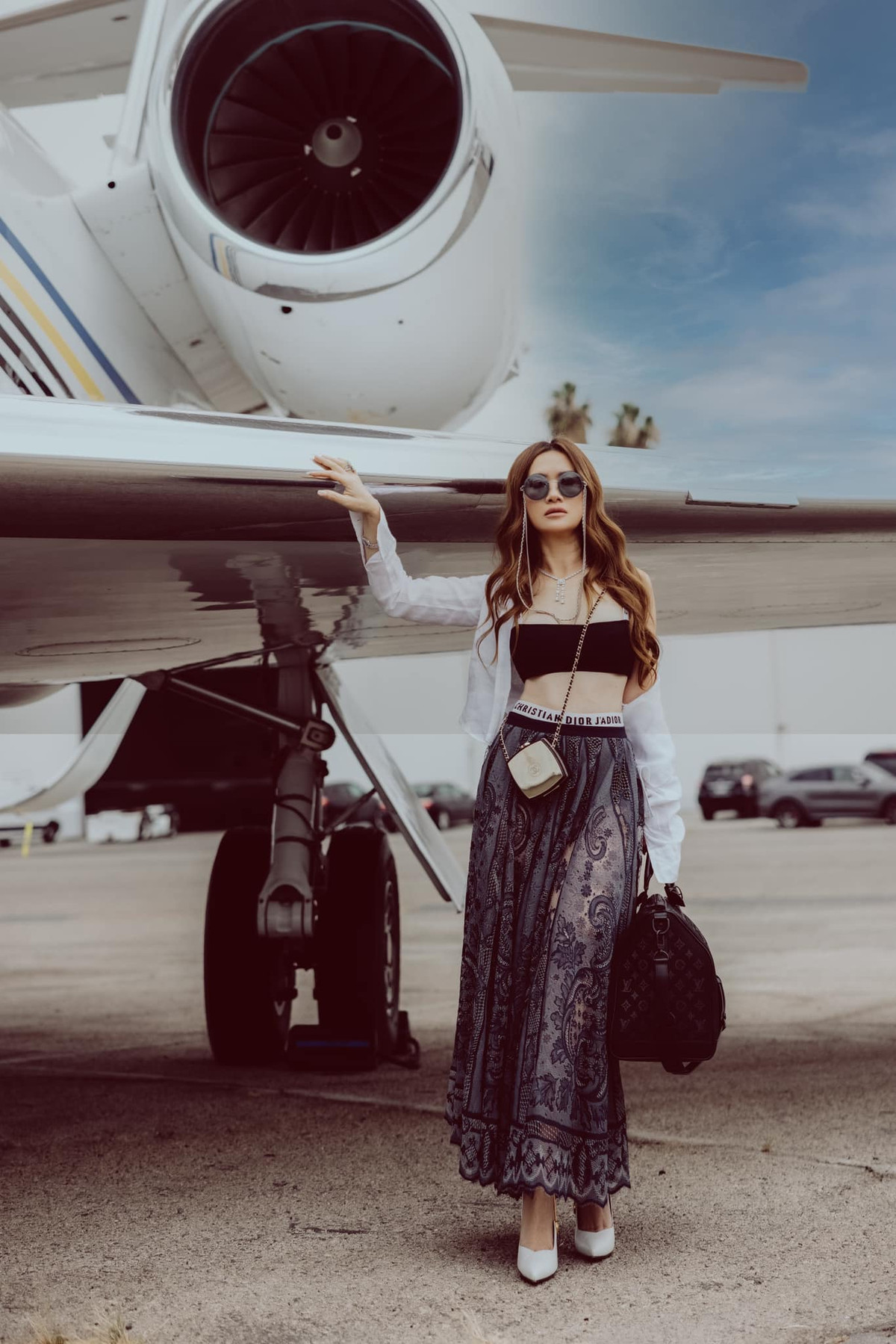 Trong lần trở về Việt Nam, vợ chồng Mimi Morris sử dụng máy bay riêng để di chuyển. Nguồn ảnh: FBNV