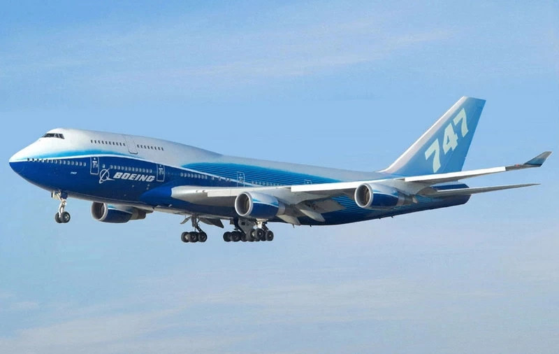 Được mệnh danh là “Nữ hoàng bầu trời”, Boeing 747 xuất hiện lần đầu vào năm 1968. Chiếc máy bay phản lực khổng lồ này đã cách mạng hóa ngành du lịch hàng không nhờ kích thước và sức chứa của nó. Ảnh: Media