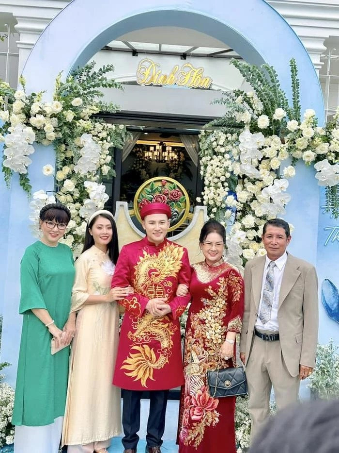 Căn nhà được thiết kế theo phong cách hiện đại. Ảnh: Saostar