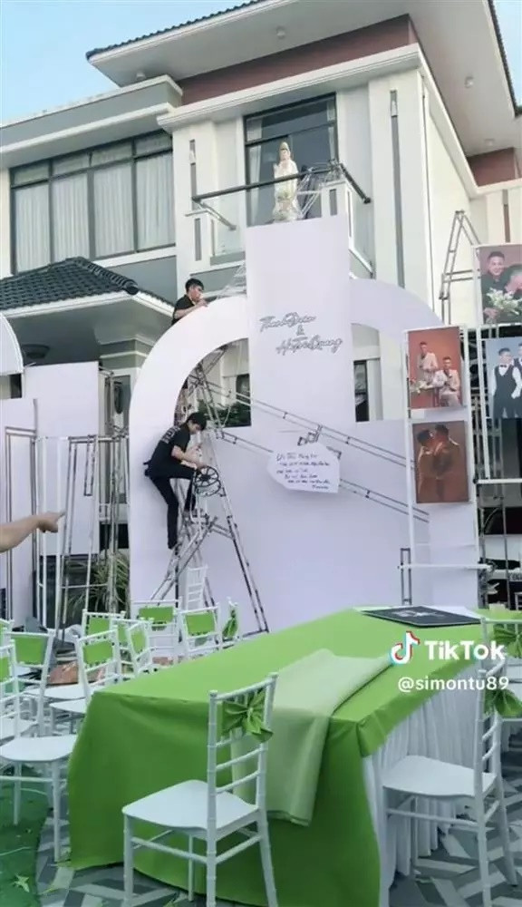 Trước ngày diễn ra lễ ăn hỏi, Hà Trí Quang - Thanh Đoàn cũng hé lộ không gian được chuẩn bị trong khuôn viên biệt thự của cặp đôi. Ảnh: Tiktok