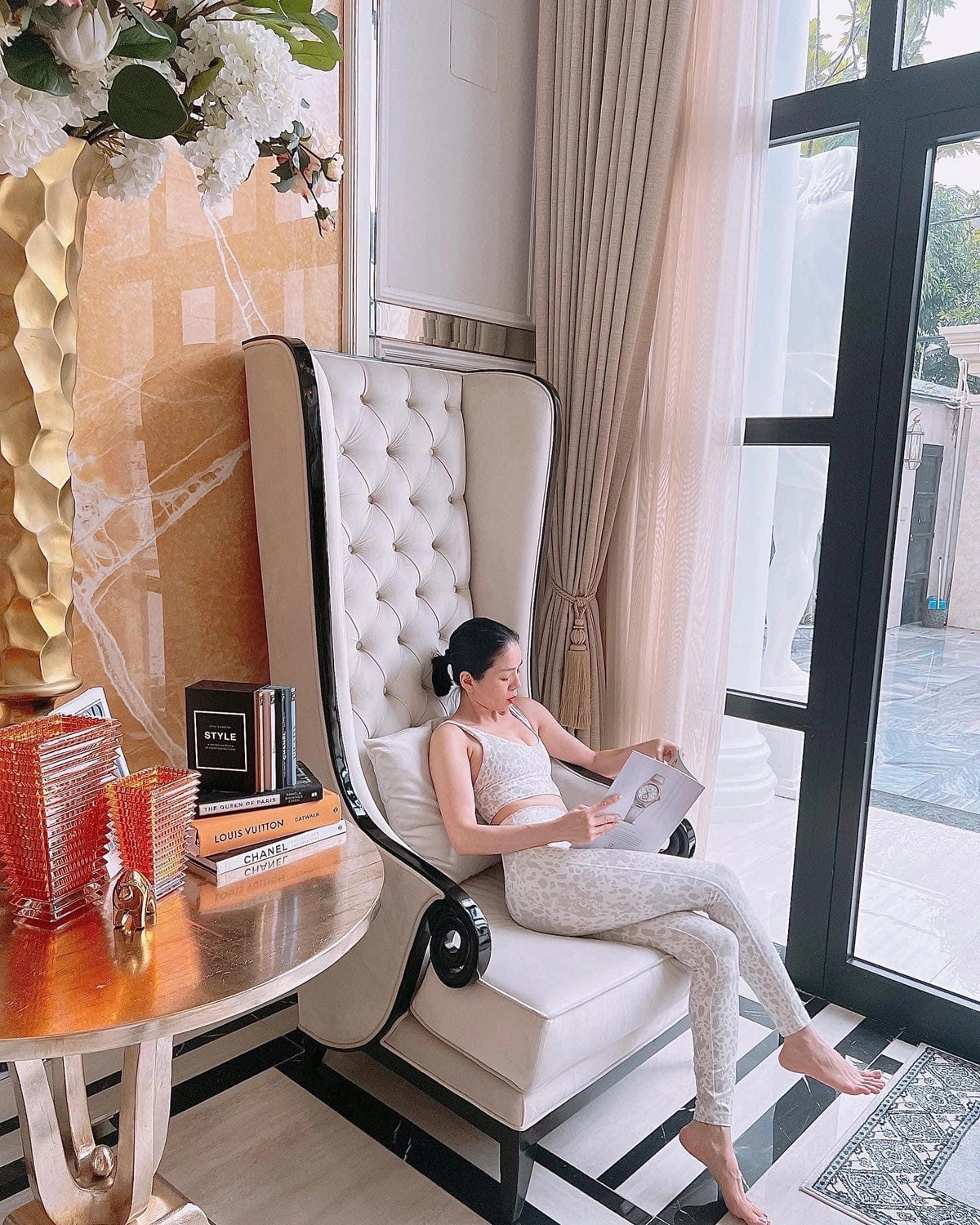 Bên trong căn biệt thự, Lệ Quyên đầu tư một khoản tiền không nhỏ để sắm nội thất.