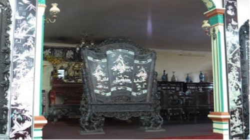 Trong nhà Minh "Sâm" còn có khoảng 120 bộ đồng hồ khác nhau, không bộ nào mua dưới 20.000 USD, có những bộ đến cả triệu đô. Ảnh: Baophapluat