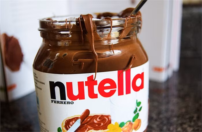 Đặc sản Nutella – mứt kem hạt dẻ của châu Âu được tạo ra trong Thế chiến II. Người tạo ra nó là một thợ làm bánh người Italia, tên là Pietro Ferrero.