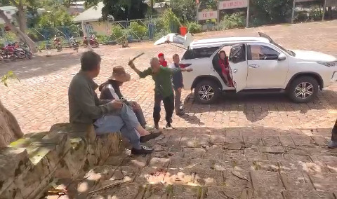 Diễn biến mới vụ bảo vệ chùa Linh Ẩn đánh người bán vé số Dien bien moi vu bao ve chua Linh An danh nguoi ban ve so