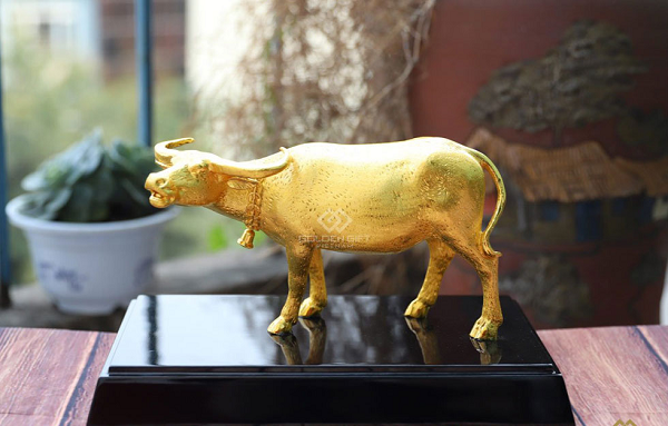 Đặc biệt trong 100 ngày tới đây, vận may của tuổi Sửu bất ngờ lội ngược dòng trở thành người giàu có khiến ai cũng ngưỡng mộ. 