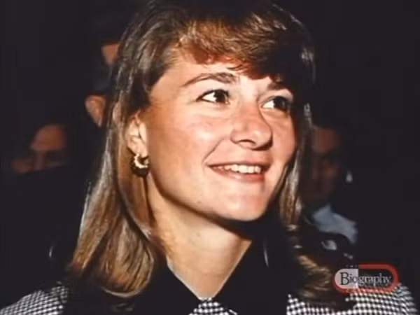 Nhung bong hong kem sac van khien ty phu si me-Hinh-6