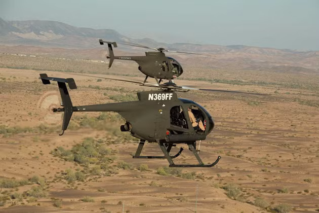 Tuy vậy, một nhóm nhỏ từ 3 đến 5 chiếc trực thăng hạng nhẹ MD 530G được vũ trang sẽ là cơn ác mộng từ trên không với khả năng đánh úp đối phương một cách bất ngờ bằng cách di chuyển ở độ cao cực thấp và bất chợt vọt lên độ cao chiến đấu oanh tạc đối phương bằng mọi loại vũ khí nó mang theo sau đó hạ độ cao và thoát ra ngoài. Lối đánh này sẽ khiến đối phương không kịp trở tay, không kịp chuẩn bị hệ thống phòng không. Nguồn ảnh: Shephar.