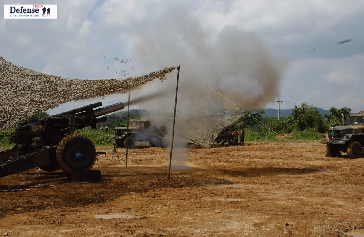 Cuối cùng là khai hỏa. Tổng cộng có khoảng 23 nước vẫn còn đang sử dụng khẩu pháo lựu này trong biên chế chính thức của quân đội mình trong đó có cả Việt Nam. Nguồn ảnh: Chosul.