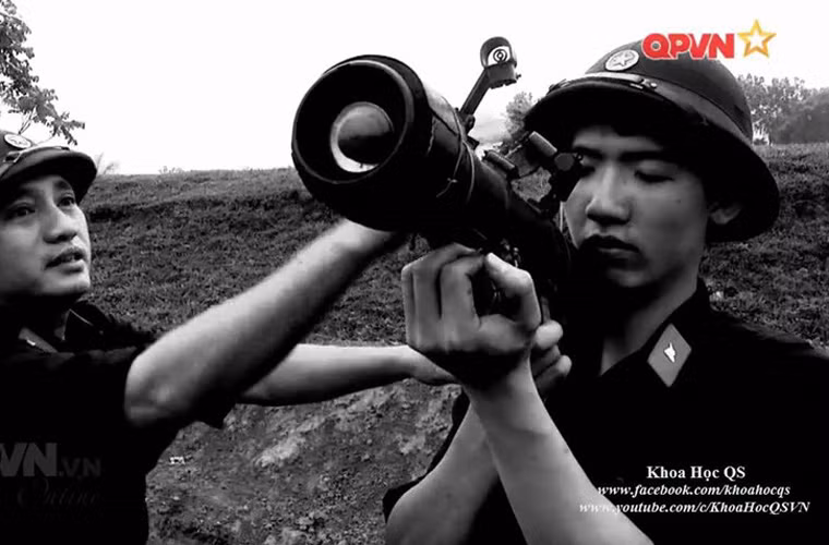 Hiện vẫn chưa rõ là chúng ta có những cải tiến gì thêm trên đạn tên lửa A72. Vì ra đời từ những năm 1960, công nghệ đầu dẫn hồng ngoại của A72 tới nay bị coi là lạc hậu, dễ bị gây nhiễu. Việc nâng cấp đầu tự dẫn tầm nhiệt cho khả năng bắt bám mục tiêu tốt hơn, khó bị gây nhiễu đánh chặn hơn, nâng cao hiệu quả tiêu diệt mục tiêu. Nguồn ảnh: Kênh QPVN