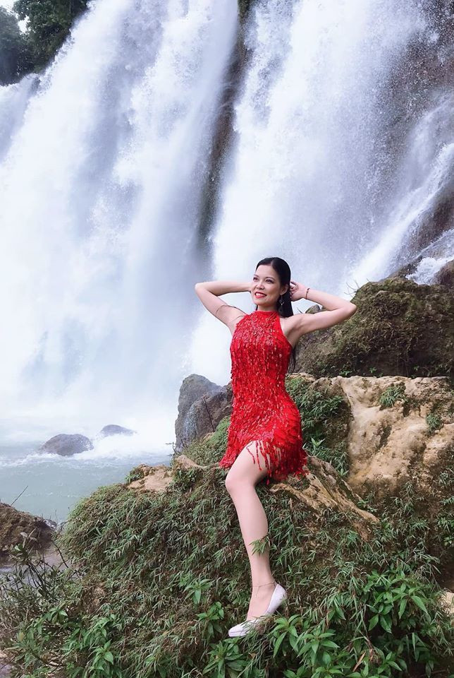 'Hoa khoi mot chan' va cuoc hon nhan nhu mo cach nua vong trai dat-Hinh-4