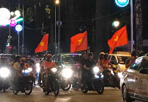 Trước đó, ngay khi trận đấu kết thúc và đội tuyển U23 chính thức vào bán kết giải U23 Châu Á...