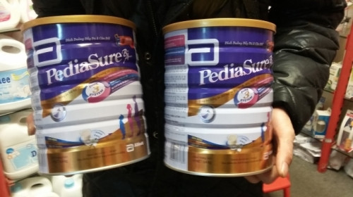 Di vat bat thuong trong sua PediaSure Abbott