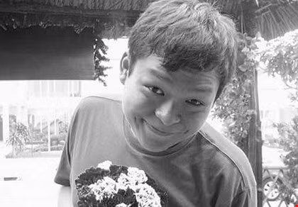 Toàn luôn hồn nhiên và được bạn bè yêu mến. Ảnh: INTERNET