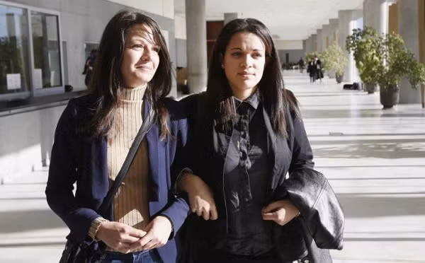 Vào tháng 2/2015, một tòa án tại Pháp đã phán quyết cho 2 gia đình bị nuôi nhầm con cách đó 20 năm được nhận mỗi nhà 2 triệu USD (hơn 50 tỷ đồng) tiền bồi thường.