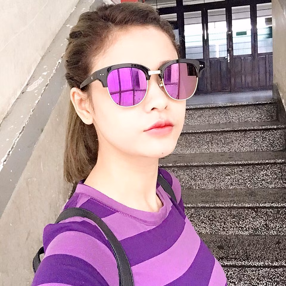 Trương Quỳnh Anh chăm chú rèn luyện thân thể và tự tin selfile trong hình ảnh mới.