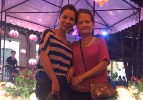 Tai sao bay gio nguoi me moi tiet lo nuoi nham con 42 nam?