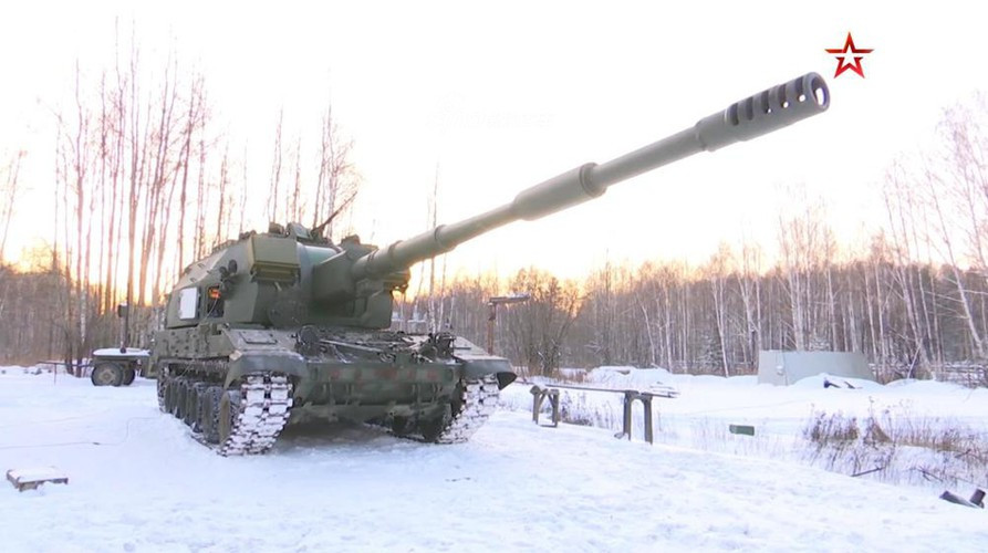 Pháo tự hành 2S35 Koalitsiya-SV được phát triển tại Viện nghiên cứu trung tâm Nizhny Novgorod mang tên "Petrel", chính thức ra mắt lần đầu tiên tại lễ duyệt binh trên Quảng trường Đỏ hồi năm 2015.