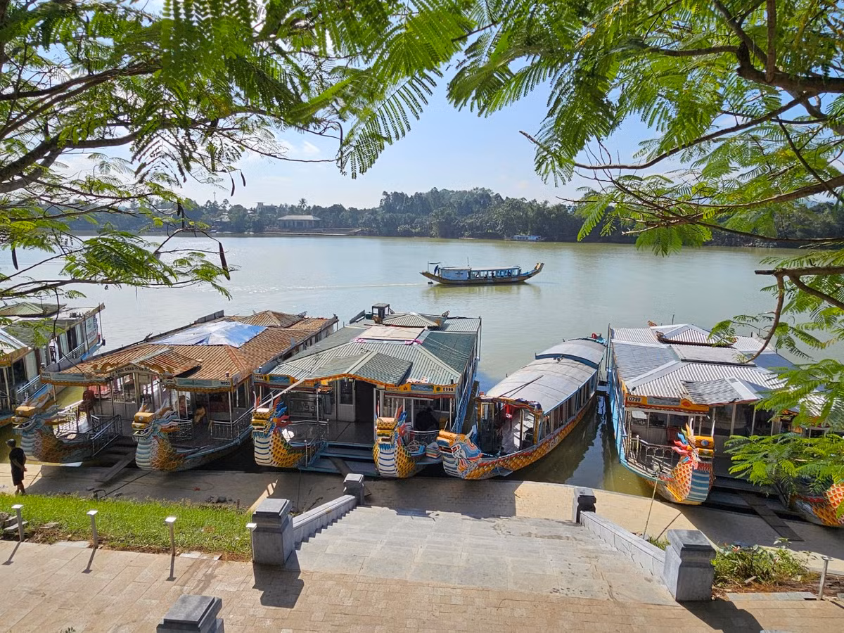 Theo quy hoạch tỉnh Thừa Thiên Huế thời kỳ 2021-2030, tầm nhìn đến năm 2050 vừa được công bố, năm 2025 Thừa Thiên Huế sẽ trở thành thành phố trực thuộc trung ương và năm 2030 là đô thị di sản đặc trưng của Việt Nam.