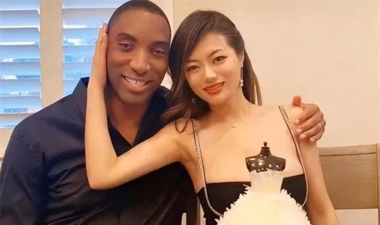 That tinh, di quan bar giai khuay, co gai “bat duoc” chong cuc pham